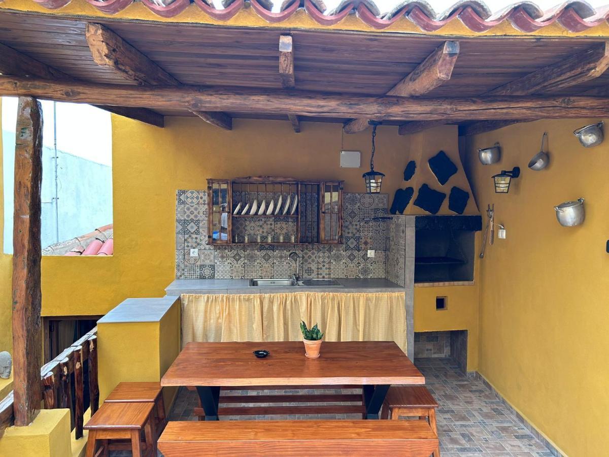 Tradicional Casa Canaria Con Piscina Y Vistas Al Teide 伊科德·德·洛斯·维诺斯 外观 照片